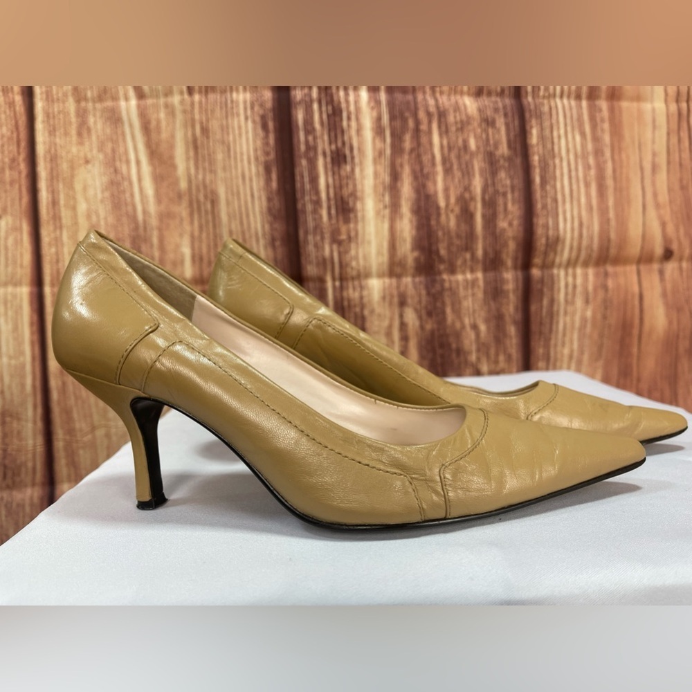 Nine & Company DUNN leather tan pointed toe heeled dress shoes women’s 6.5 M